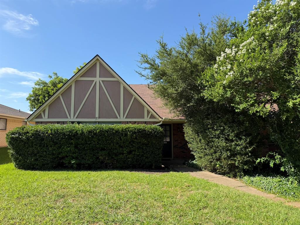 7706 Dentcrest Drive, Dallas, TX 75254