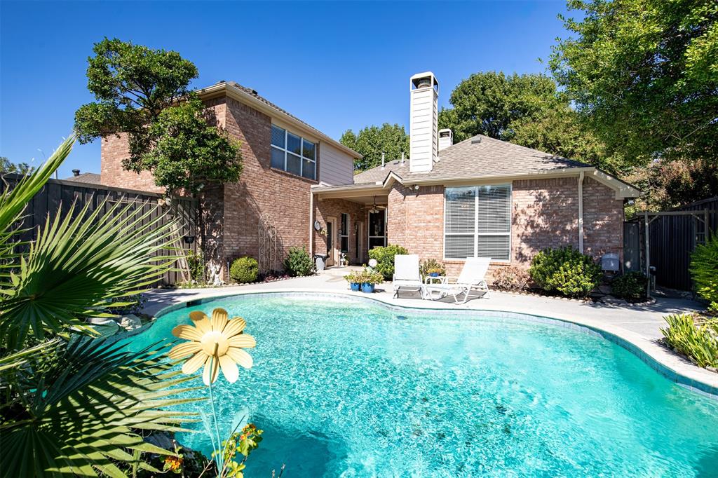 Backyard perfect for relaxing summer days or those Texas nights!