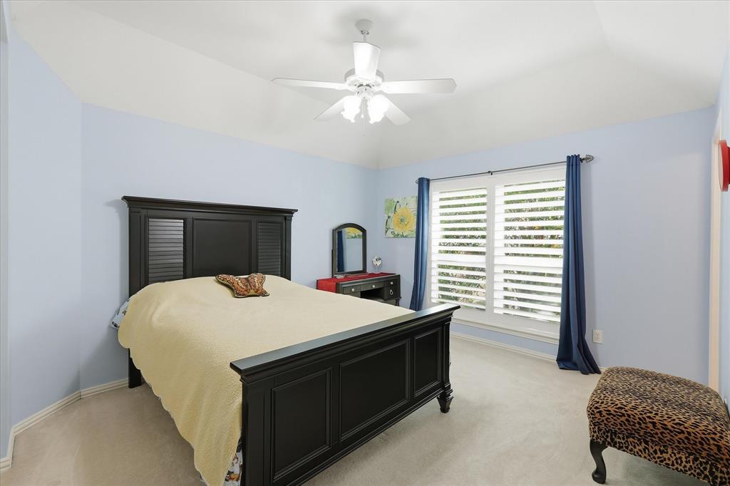 4 spacious secondary bedrooms upstairs