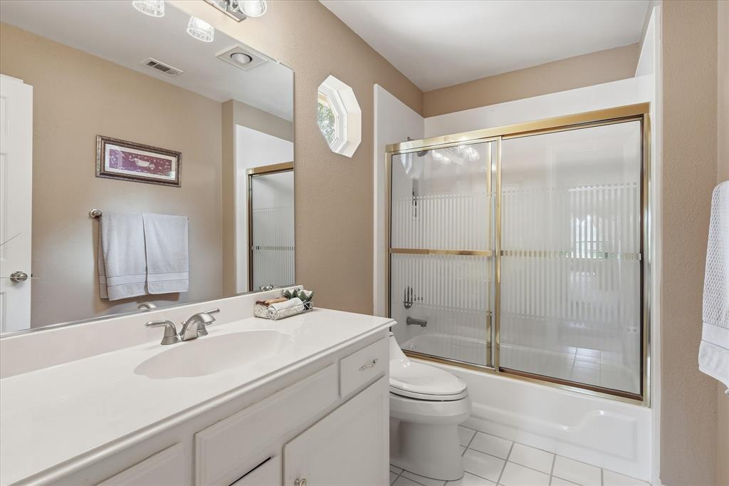 2nd full bath upstairs