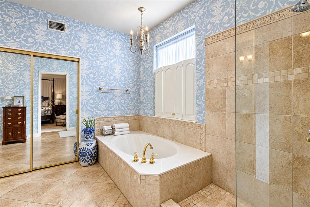 6633 Wickliff Trail, Plano, TX 75023
