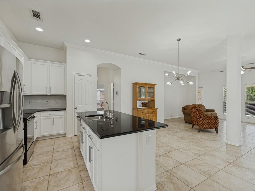 2700 Prescotte Pointe, McKinney, TX 75071