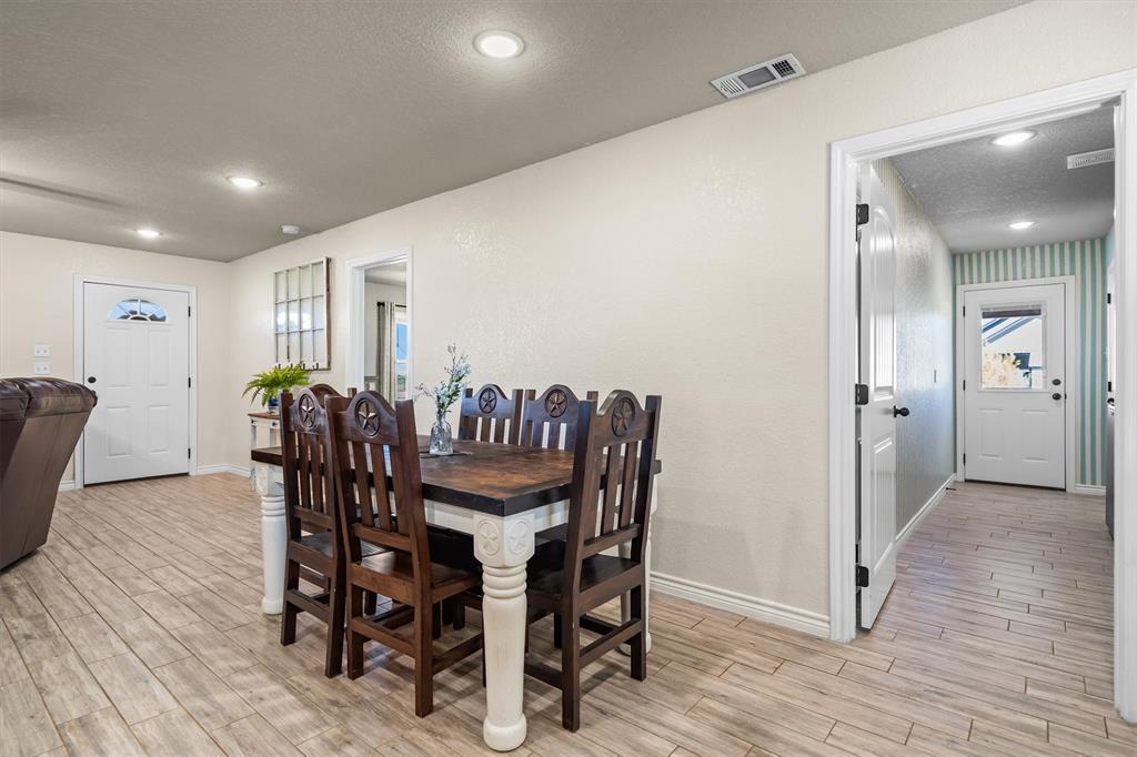 2019 Brown Loop, Poolville, TX 76487
