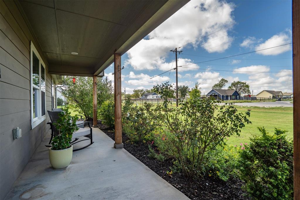 2019 Brown Loop, Poolville, TX 76487
