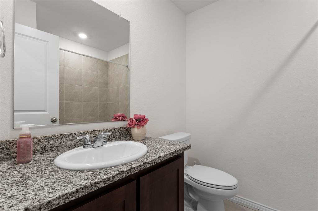 451 Eagle Wind Way, Ferris, TX 75125