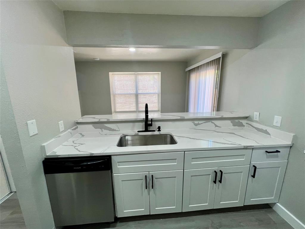 1826 Mcalaster Street, Cedar Hill, TX 75104
