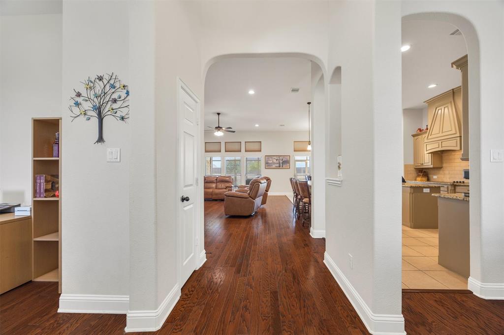 640 Cross Creek Drive, Waxahachie, TX 75167 640 Cross Creek Drive, Waxahachie, TX 75167