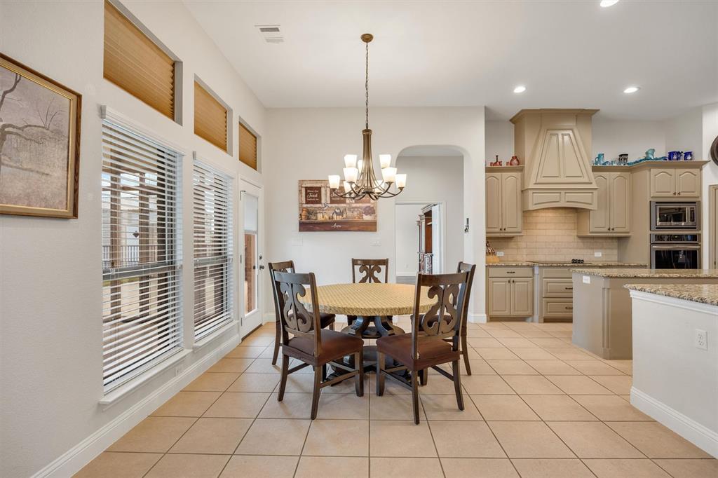 640 Cross Creek Drive, Waxahachie, TX 75167