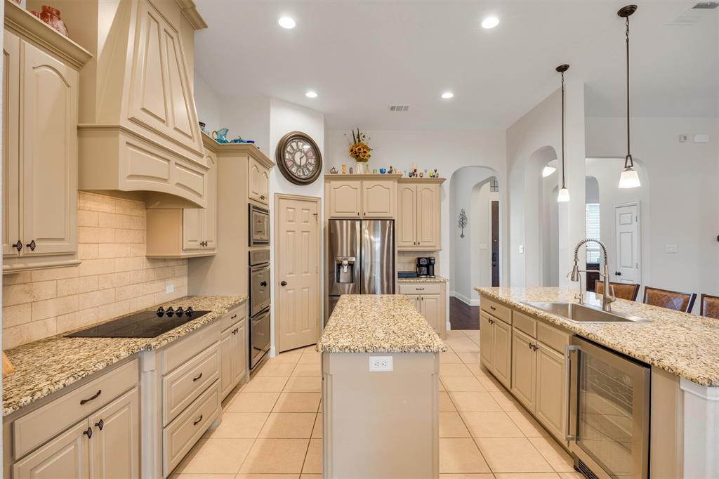 640 Cross Creek Drive, Waxahachie, TX 75167
