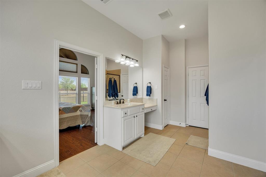 640 Cross Creek Drive, Waxahachie, TX 75167