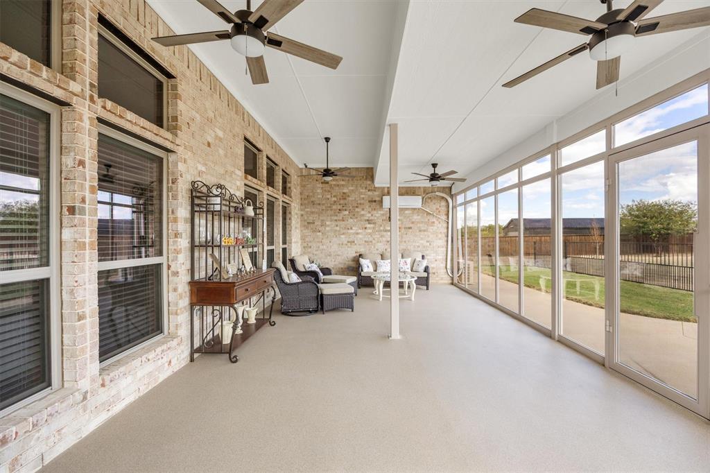 640 Cross Creek Drive, Waxahachie, TX 75167