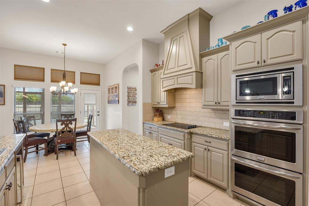 640 Cross Creek Drive, Waxahachie, TX 75167