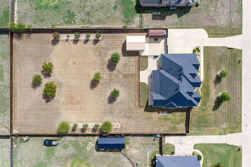 640 Cross Creek Drive, Waxahachie, TX 75167