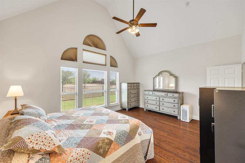 640 Cross Creek Drive, Waxahachie, TX 75167