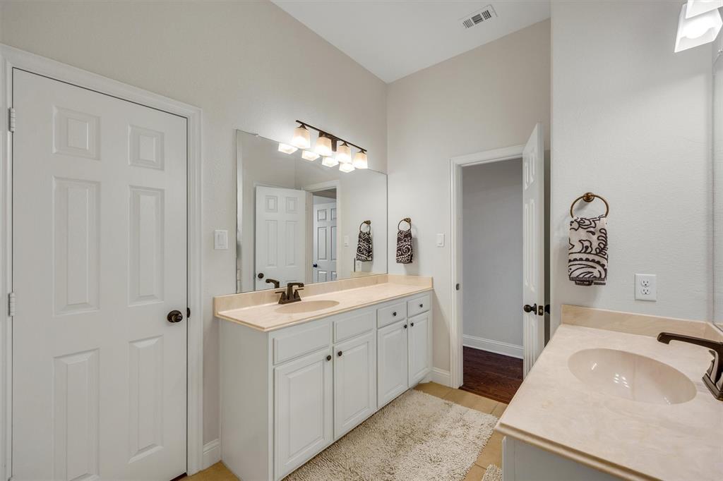 640 Cross Creek Drive, Waxahachie, TX 75167