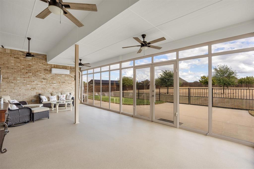 640 Cross Creek Drive, Waxahachie, TX 75167