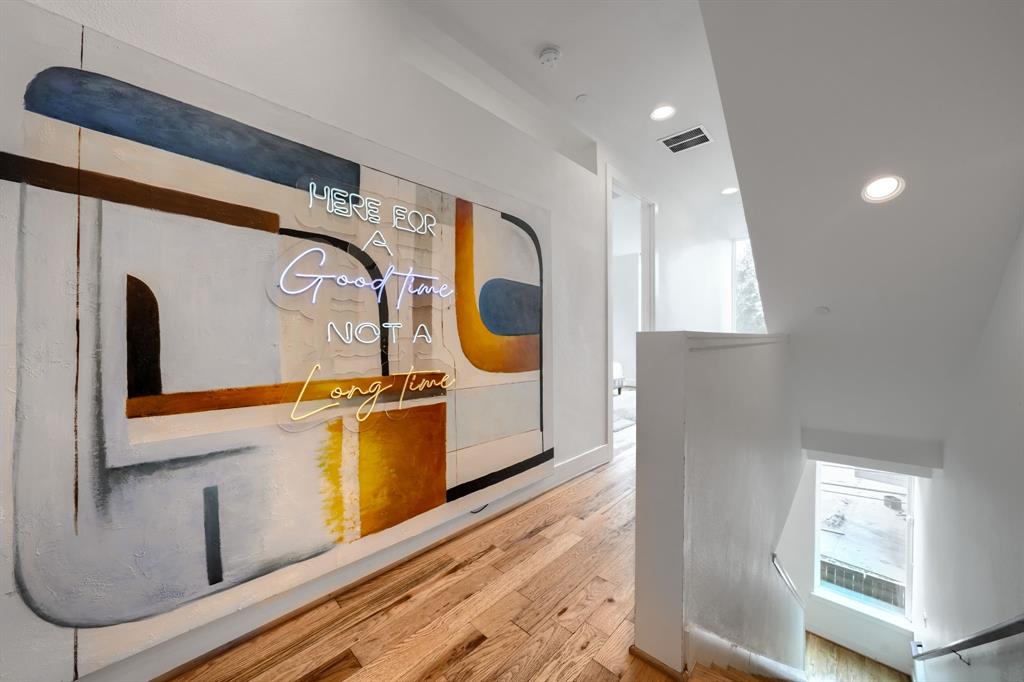 320 Mathey Court, Dallas, TX 75208