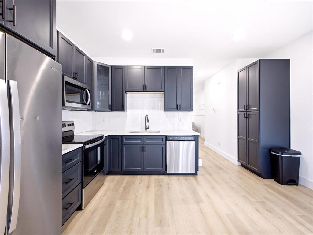 2404 Anderson Street, Dallas, TX 75215