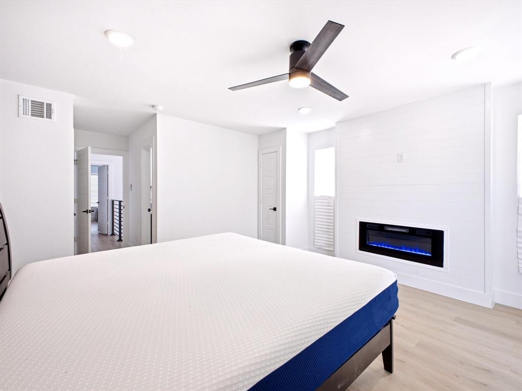 2404 Anderson Street, Dallas, TX 75215 2404 Anderson Street, Dallas, TX 75215