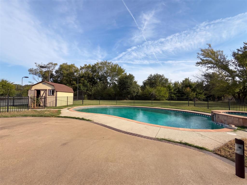 3111 Collard Road, Arlington, TX 76017