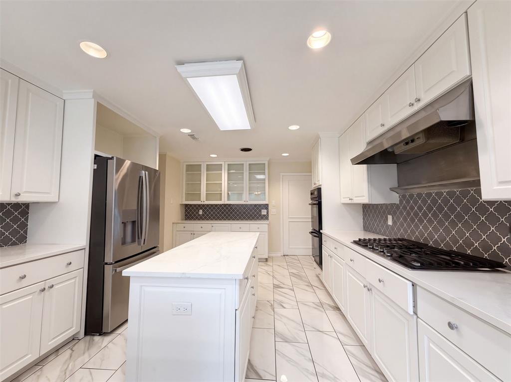 3111 Collard Road, Arlington, TX 76017