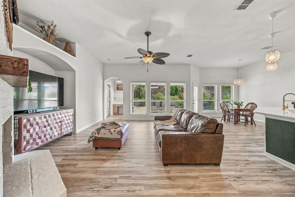 3128 Meandering Way, Granbury, TX 76049