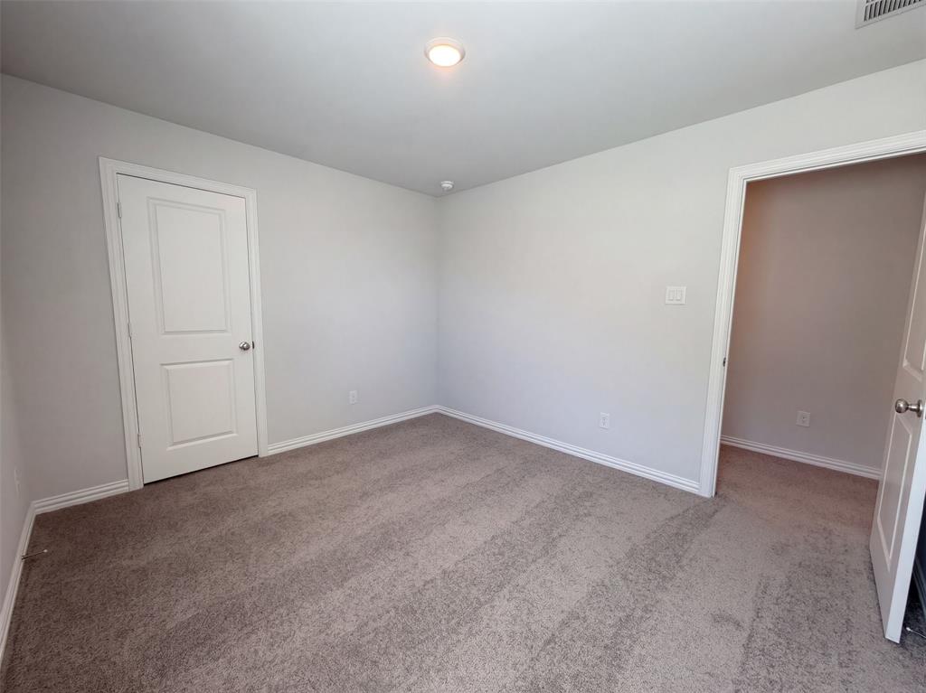 3704 Bluestem Boulevard, Denton, TX 76226