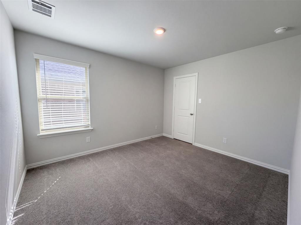 3704 Bluestem Boulevard, Denton, TX 76226