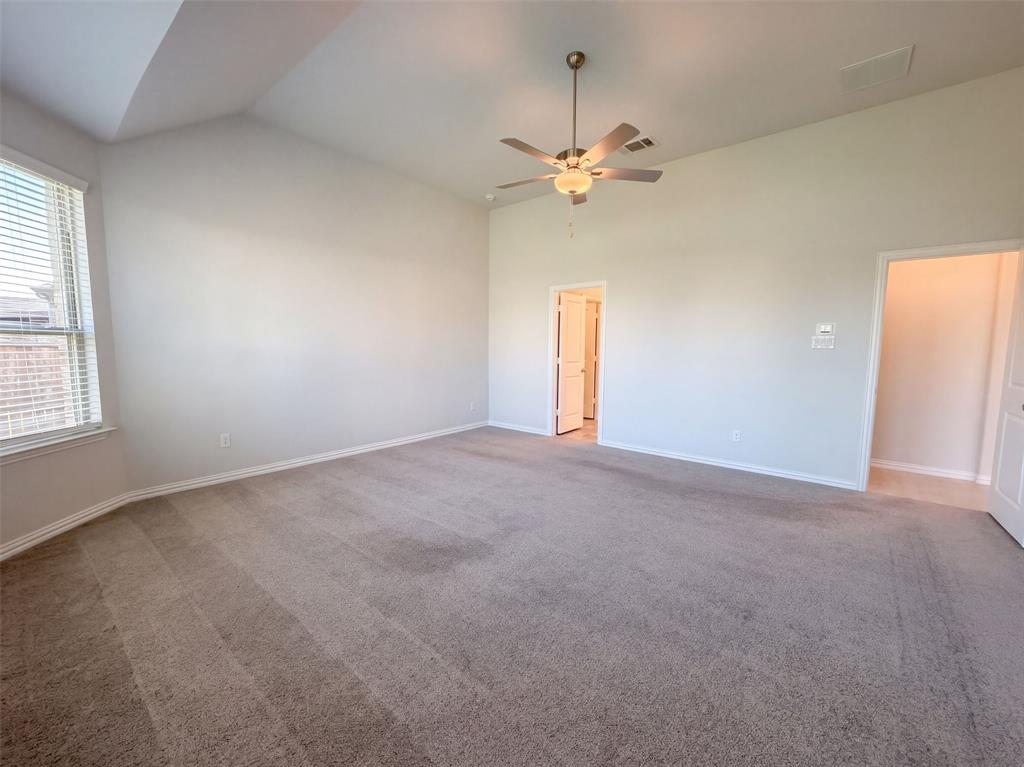 3704 Bluestem Boulevard, Denton, TX 76226