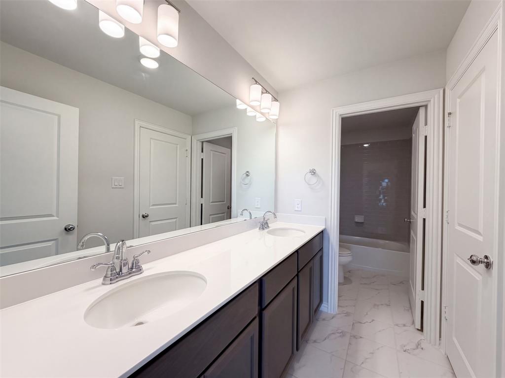 3704 Bluestem Boulevard, Denton, TX 76226