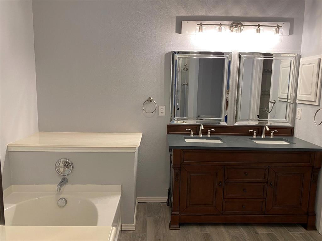 110 Creekview Drive, Wylie, TX 75098