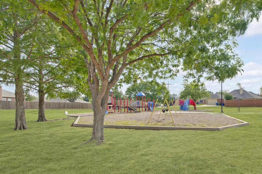 2039 Camelot Drive, Lewisville, TX 75067