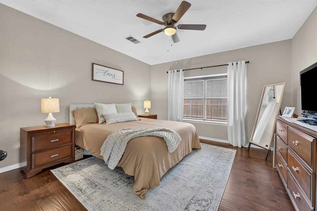 2039 Camelot Drive, Lewisville, TX 75067