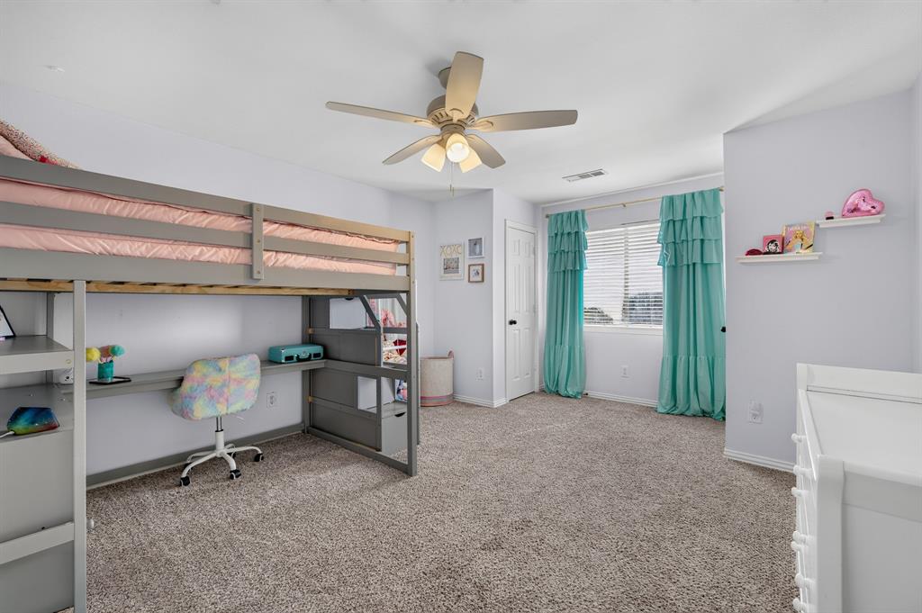 2039 Camelot Drive, Lewisville, TX 75067