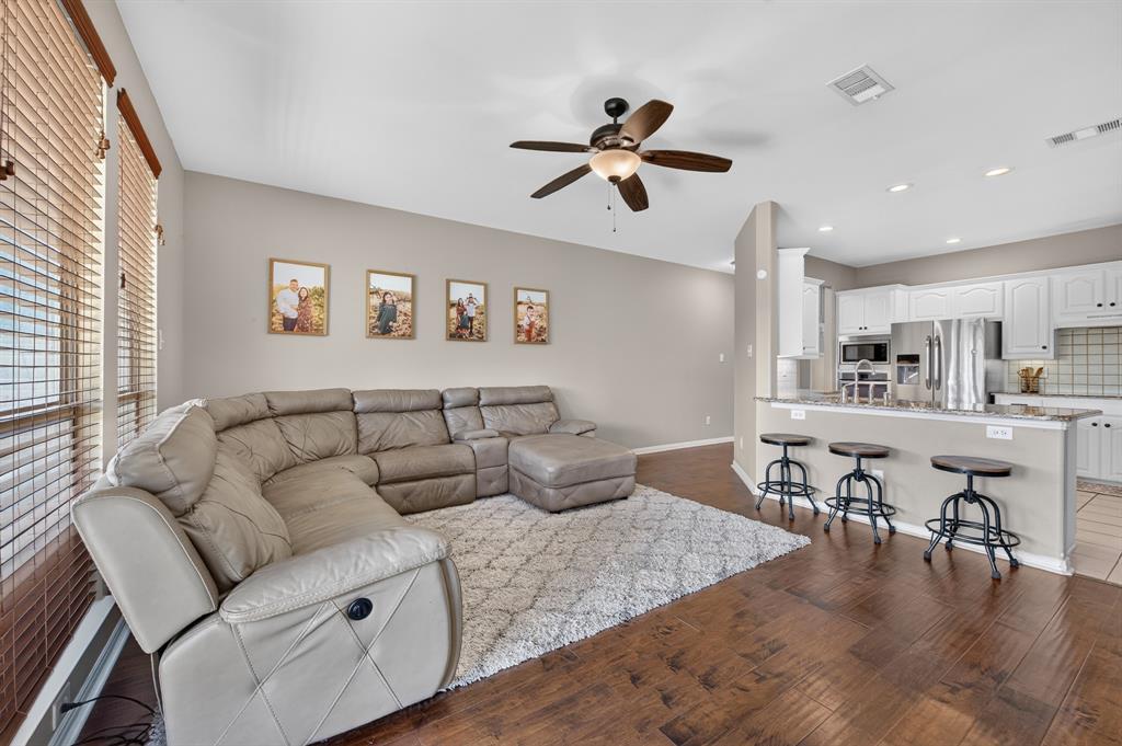 2039 Camelot Drive, Lewisville, TX 75067