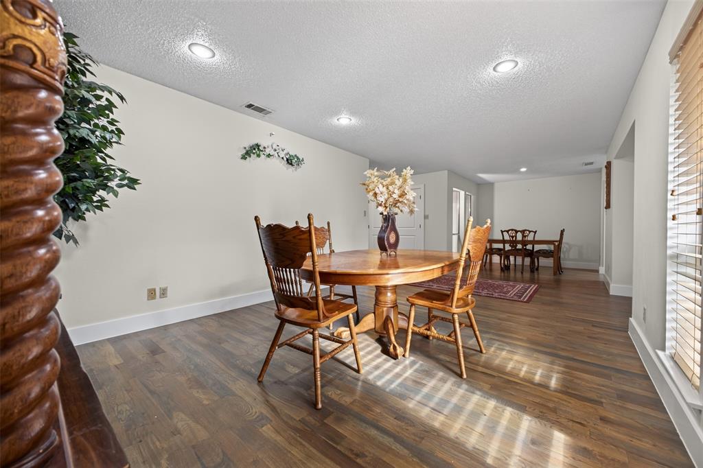 2304 Belfry Court, Arlington, TX 76011