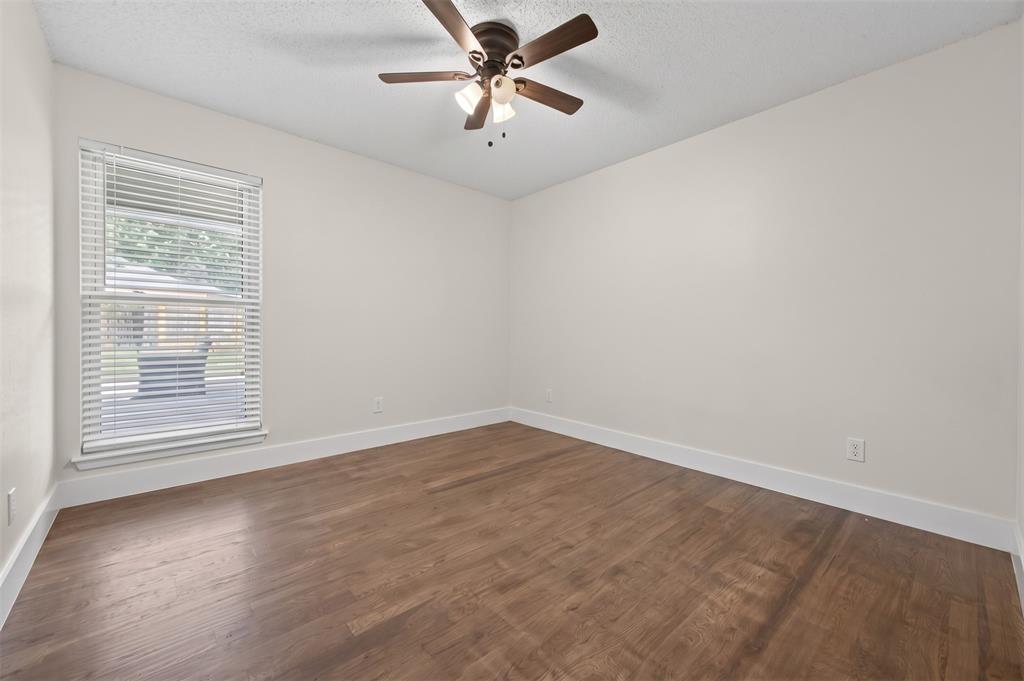 2304 Belfry Court, Arlington, TX 76011
