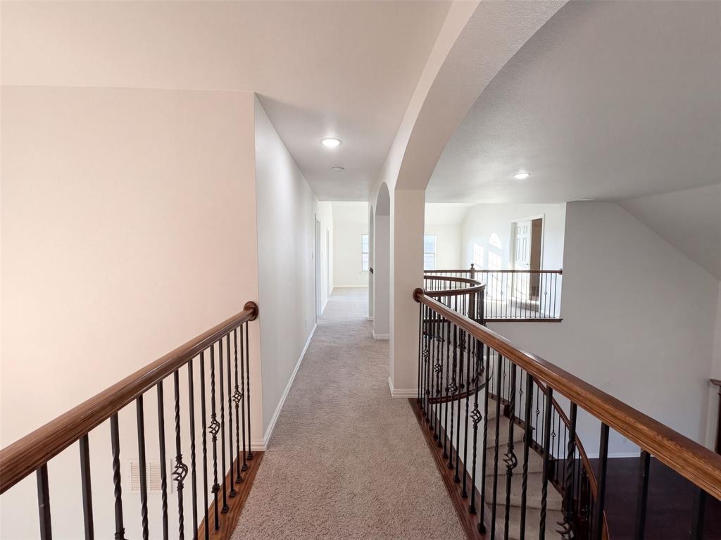 908 Heath Creek Drive, DeSoto, TX 75115