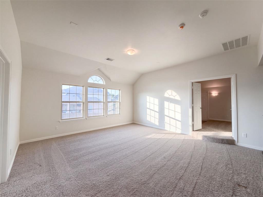 908 Heath Creek Drive, DeSoto, TX 75115