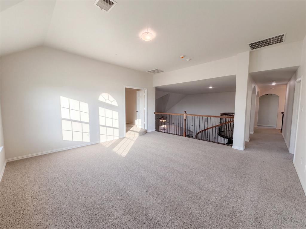 908 Heath Creek Drive, DeSoto, TX 75115