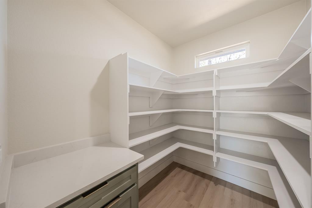 1019 Newby Avenue, Bridgeport, TX 76426