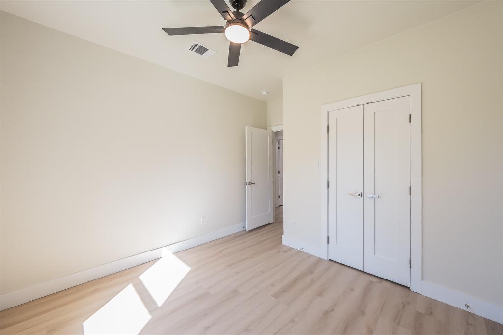 1019 Newby Avenue, Bridgeport, TX 76426