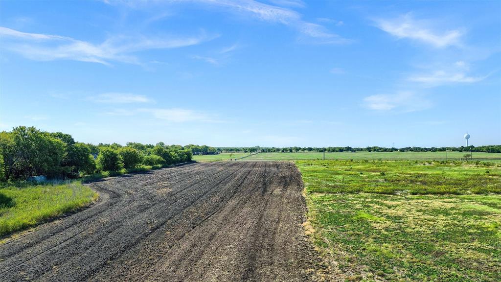 229 Pike Road, Gunter, TX 75058