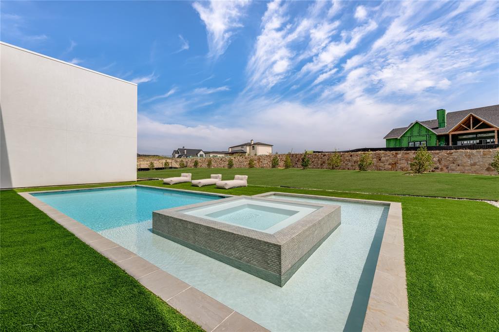220 Sunset Point Trail, Heath, TX 75032