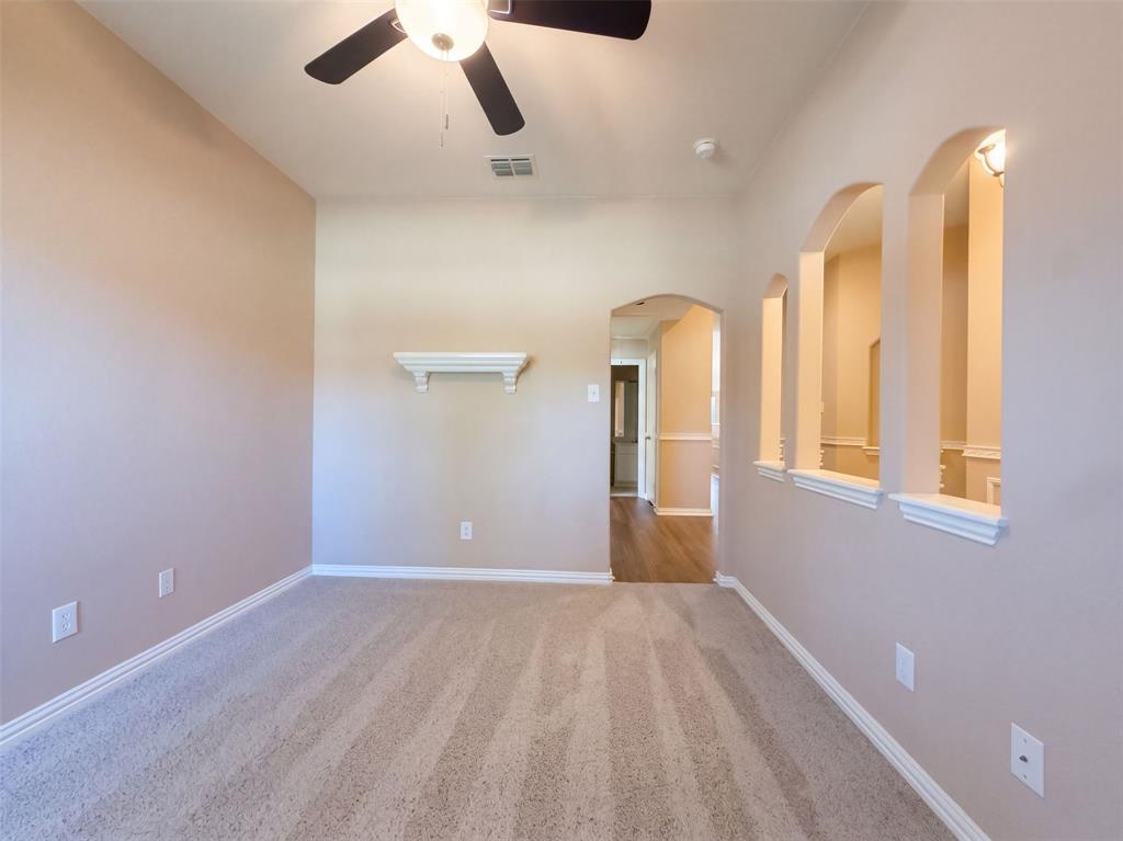 5327 Lake Gardens Drive, Grand Prairie, TX 75052