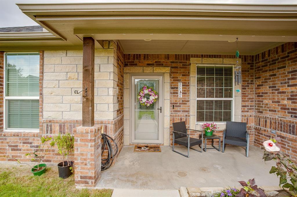 2204 Snake River Drive, Granbury, TX 76048