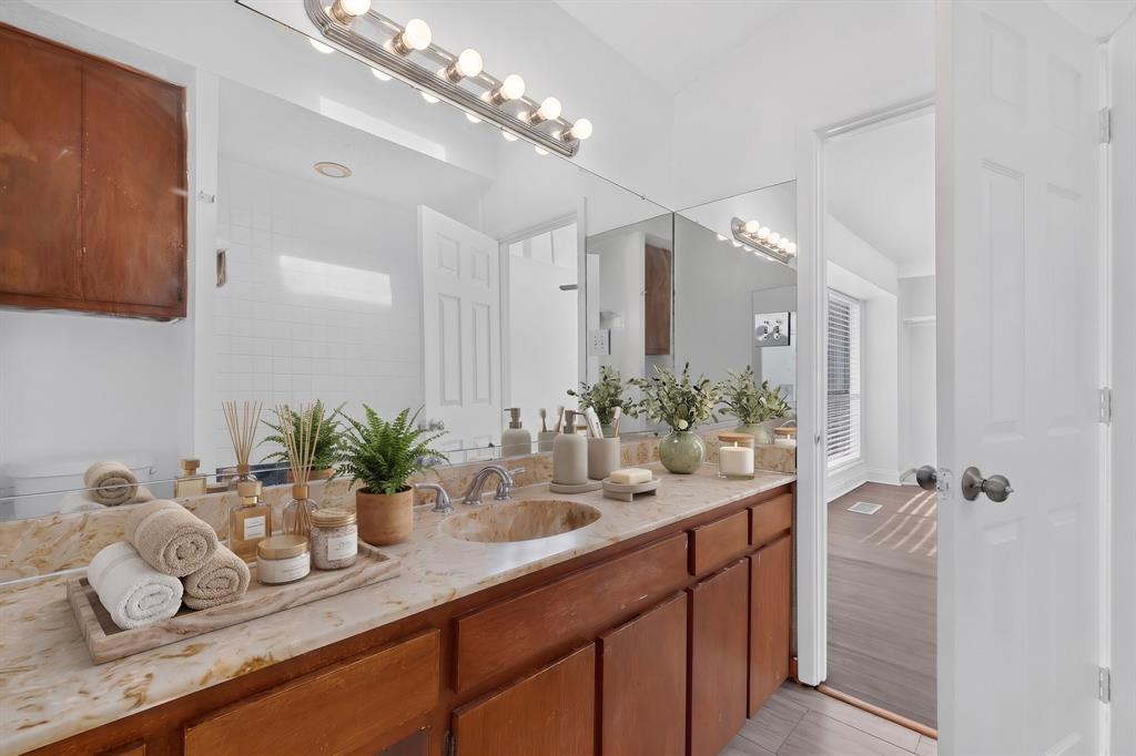 5710 Leona Avenue, #9, Dallas, TX 75231