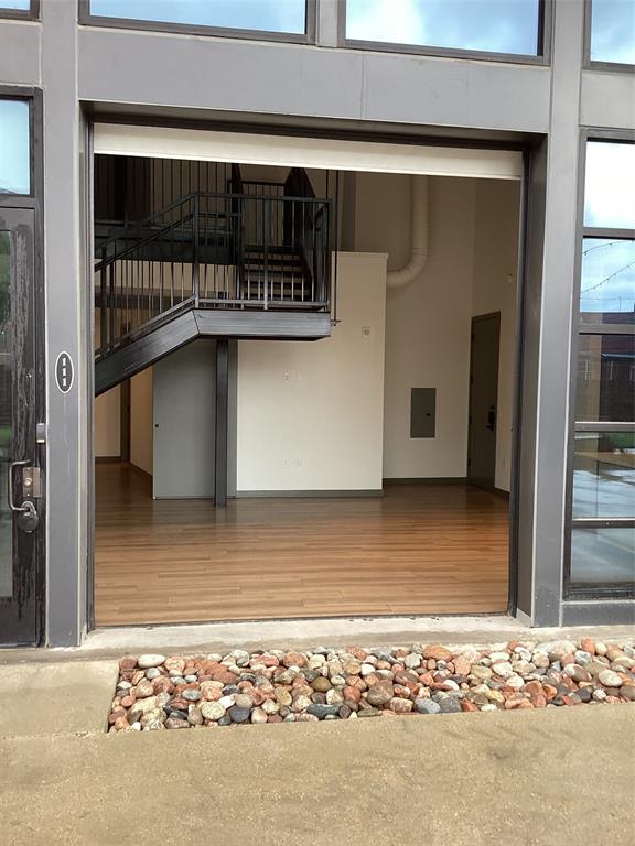 3900 Commerce Street, #111, Dallas, TX 75226