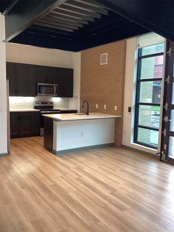 3900 Commerce Street, #111, Dallas, TX 75226