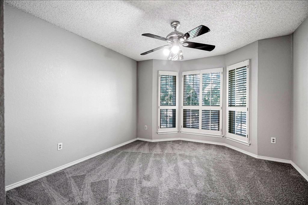 2110 Emerald Lake Drive, Arlington, TX 76013
